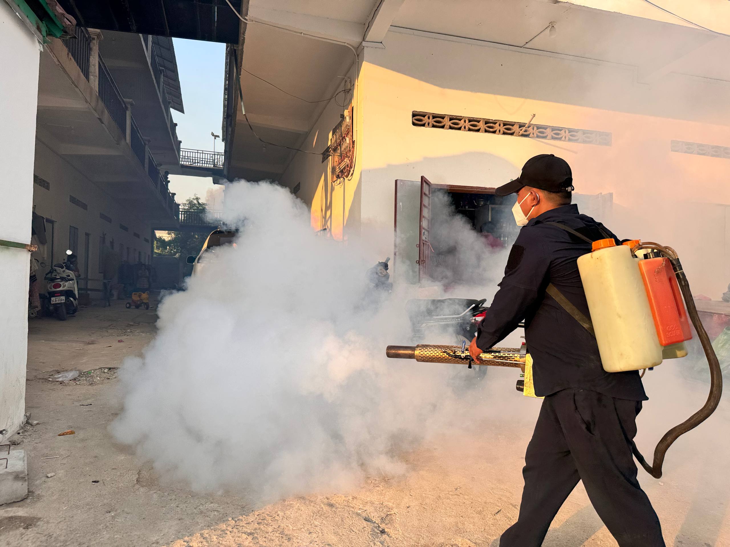 fn-2025-12-03-06-16-11-545